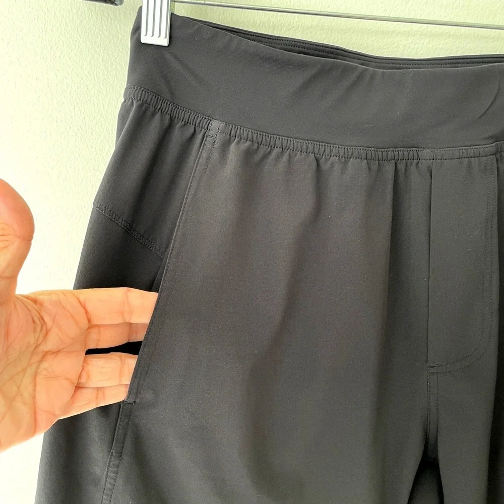 Lululemon Athletic Shorts Mens M Black Pace Breaker Training Gym Athleisure